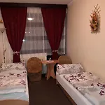 U šimona 3*